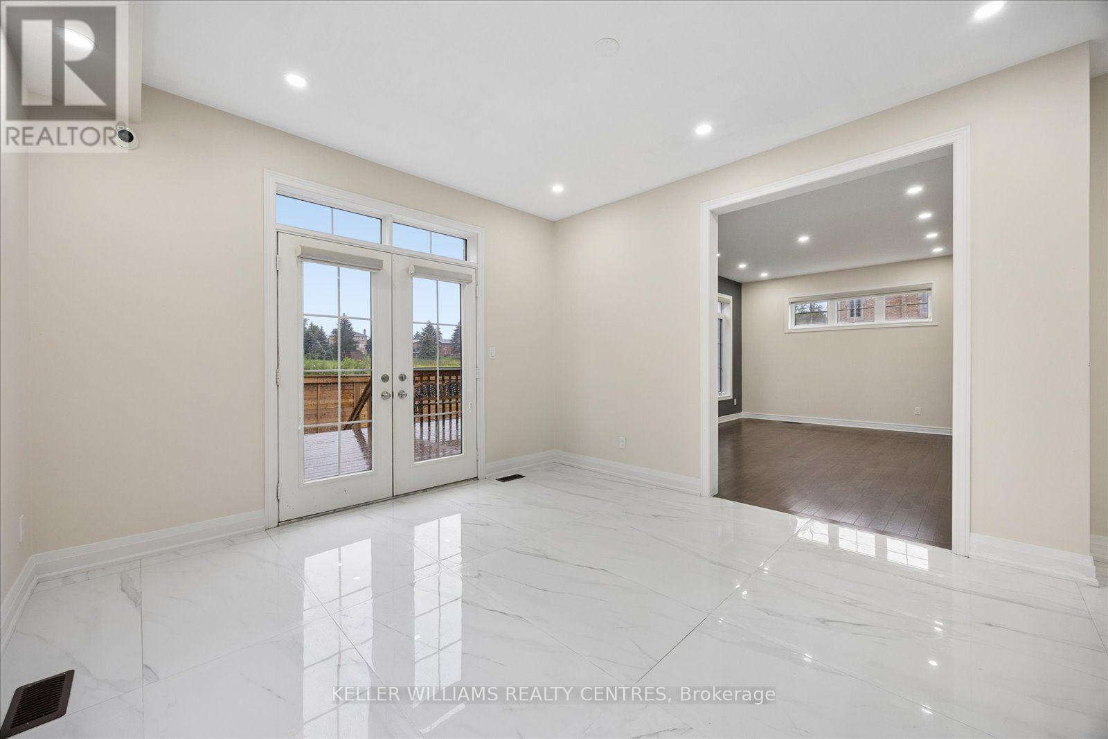 Main & Second Floor - 277 Gibson Circle, Bradford West Gwillimbury (Bradford), Ontario  L3Z 0X2 - Photo 38 - N13732098