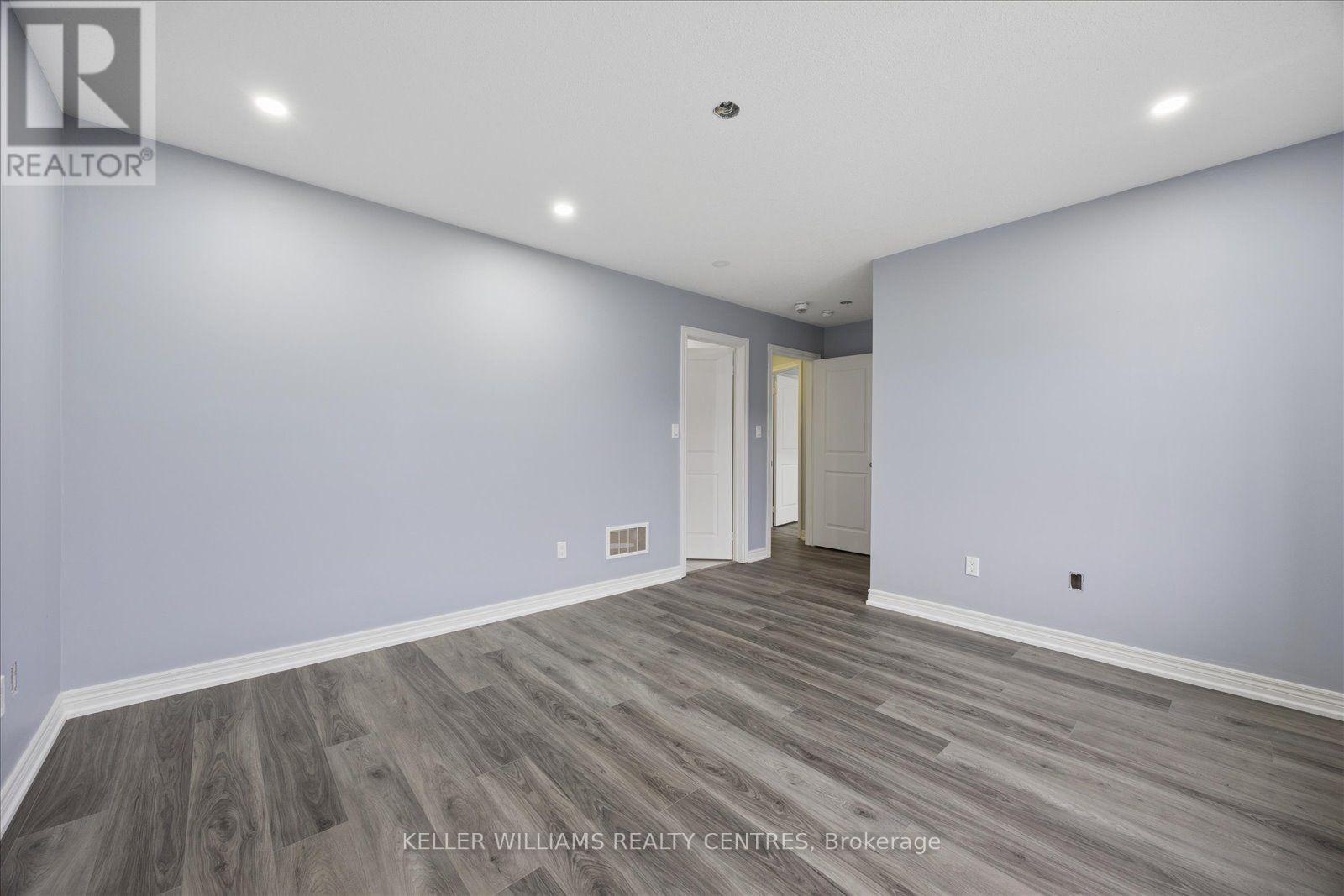 Main & Second Floor - 277 Gibson Circle, Bradford West Gwillimbury (Bradford), Ontario  L3Z 0X2 - Photo 26 - N13732098