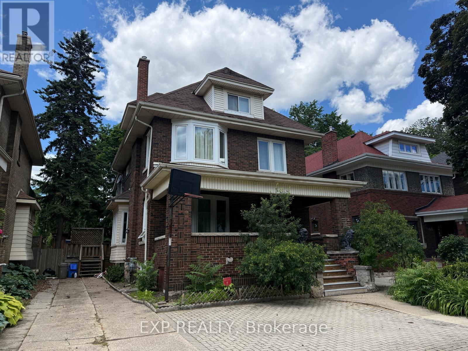 Main - 70 Proctor Boulevard, Hamilton, Ontario  L8M 2M4 - Photo 2 - X13587908