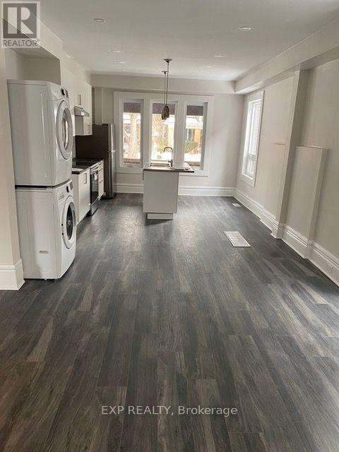 Main - 70 Proctor Boulevard, Hamilton, Ontario  L8M 2M4 - Photo 5 - X13587908