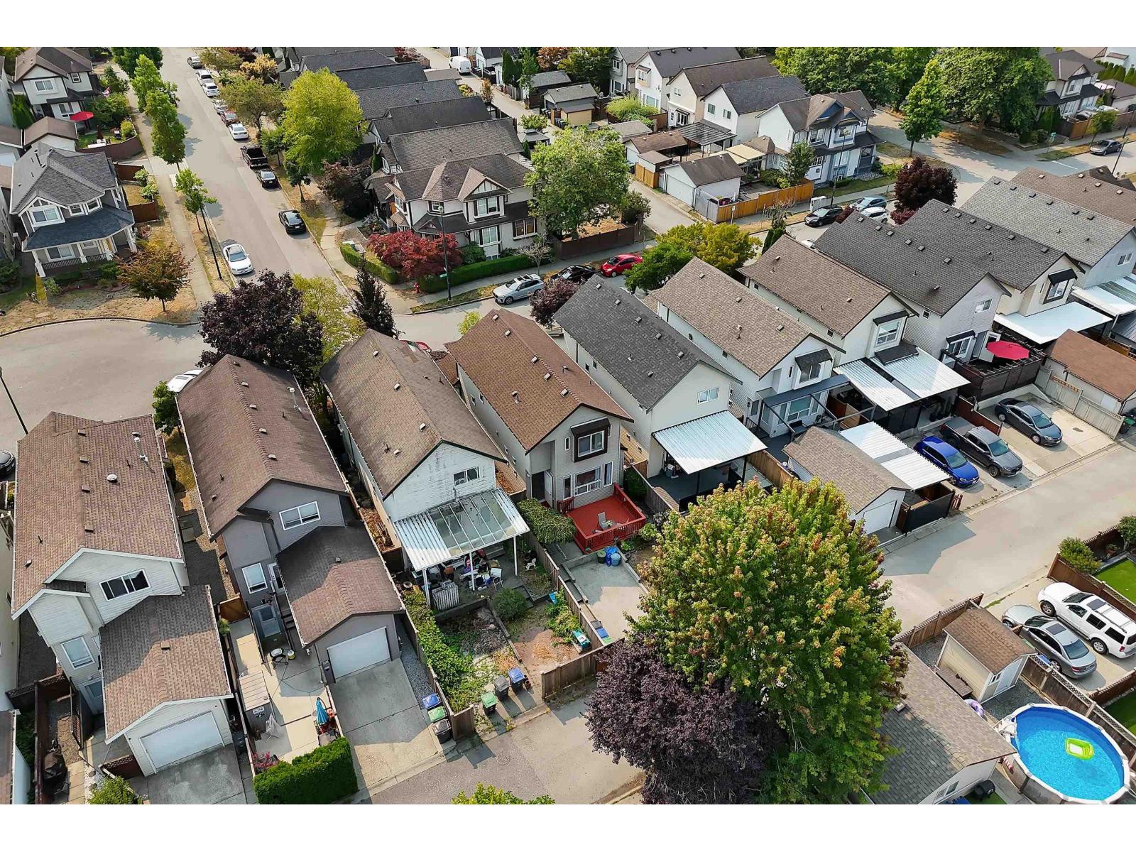 18539 67a Avenue, Surrey, British Columbia  V3S 9B5 - Photo 34 - R3159650