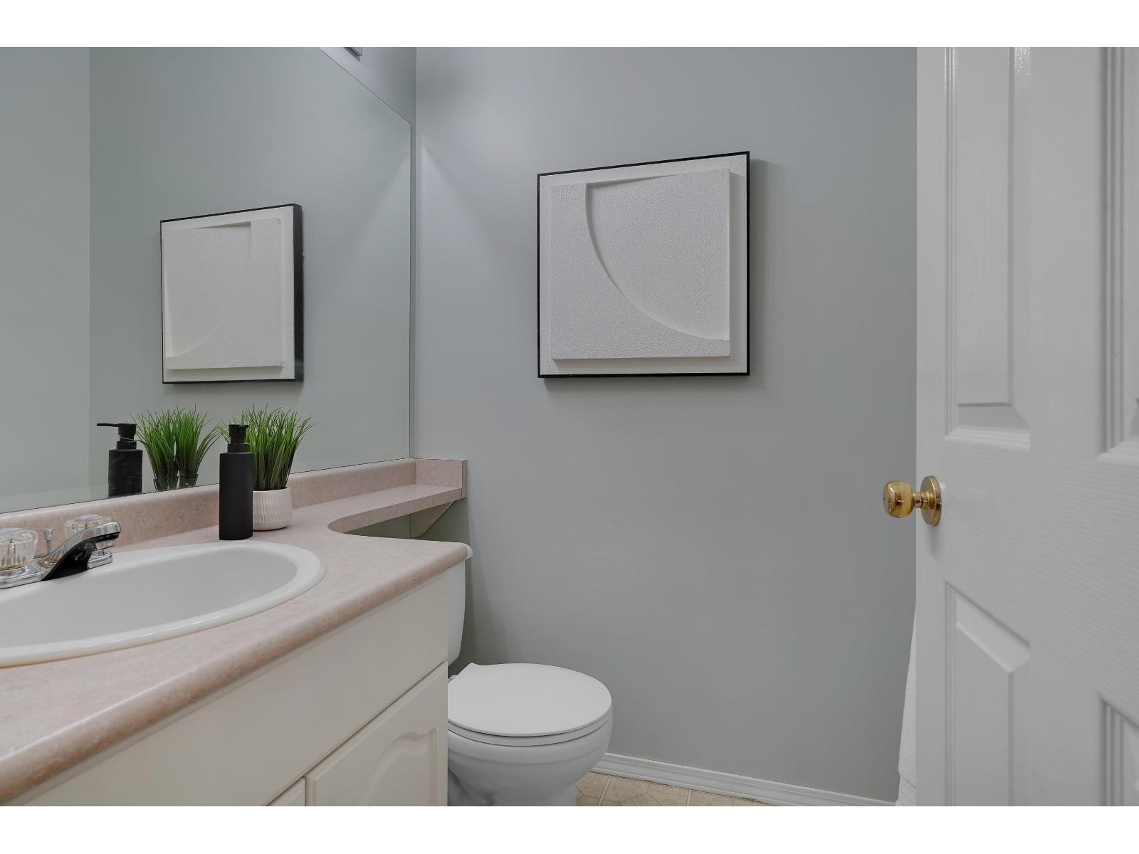 18539 67a Avenue, Surrey, British Columbia  V3S 9B5 - Photo 39 - R3159650