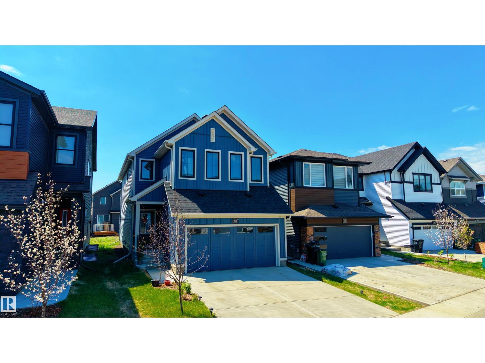 2120 MUCKLEPLUM CR SW, Edmonton, Alberta