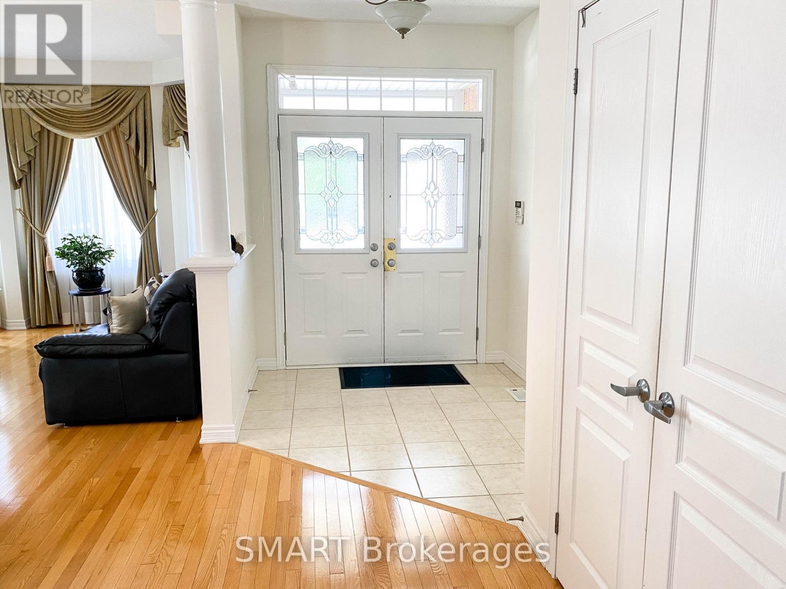 7 Braehead Drive, Richmond Hill, Ontario  L4E 0B5 - Photo 12 - N13695154