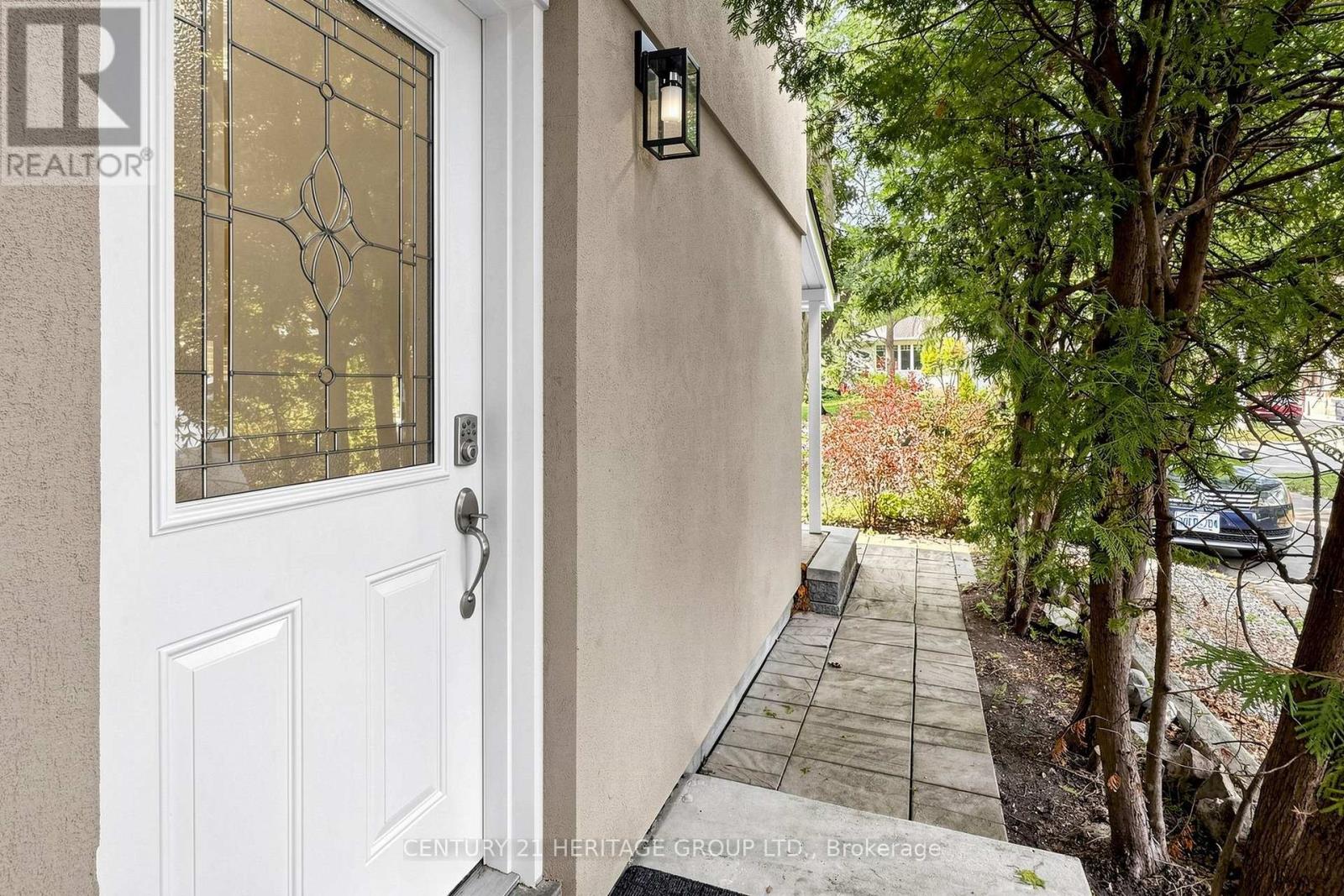162 Laverock Avenue, Richmond Hill, Ontario  L4C 4K2 - Photo 34 - N13731710