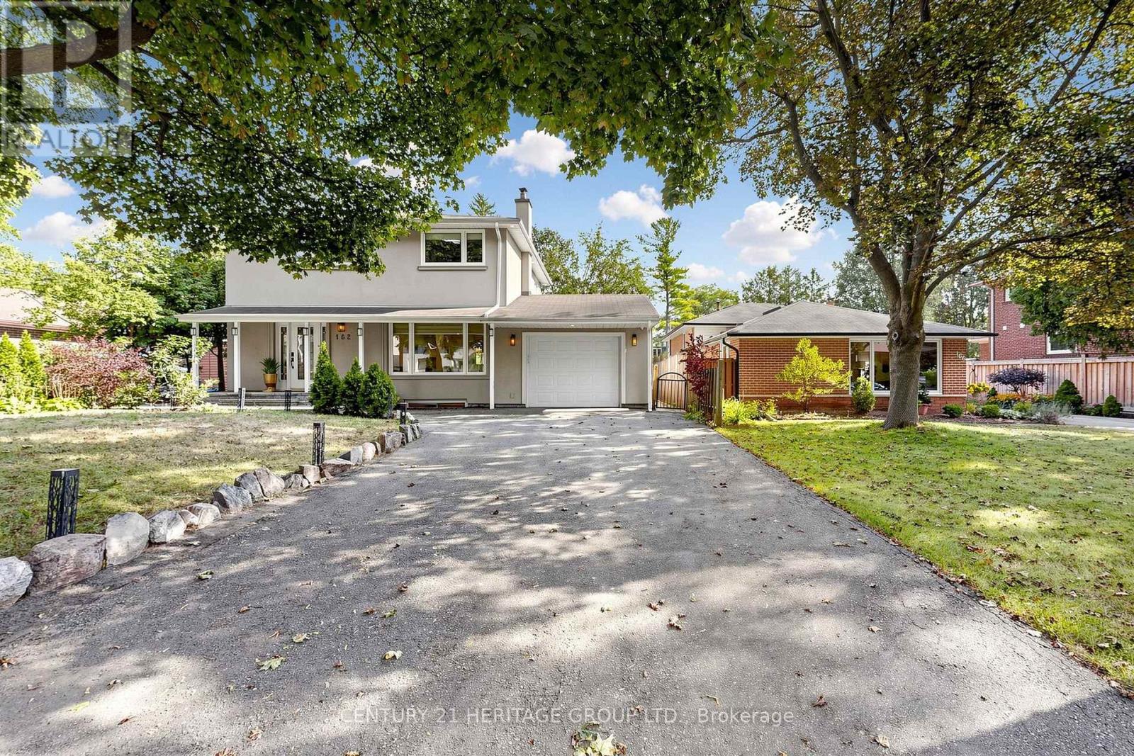 162 Laverock Avenue, Richmond Hill, Ontario  L4C 4K2 - Photo 4 - N13731710