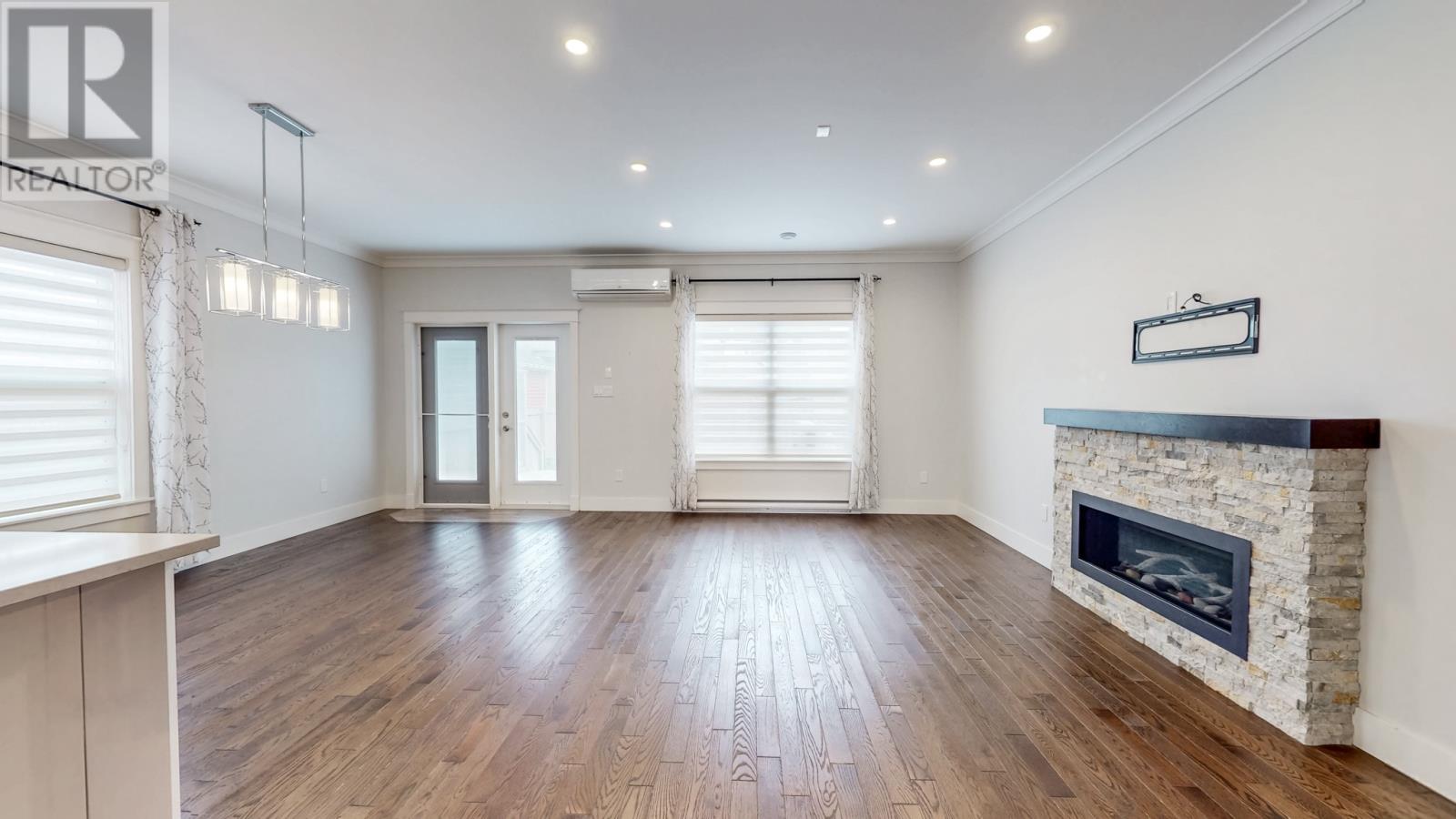 6 Sugar Pine Crescent, St. John's — photo 13