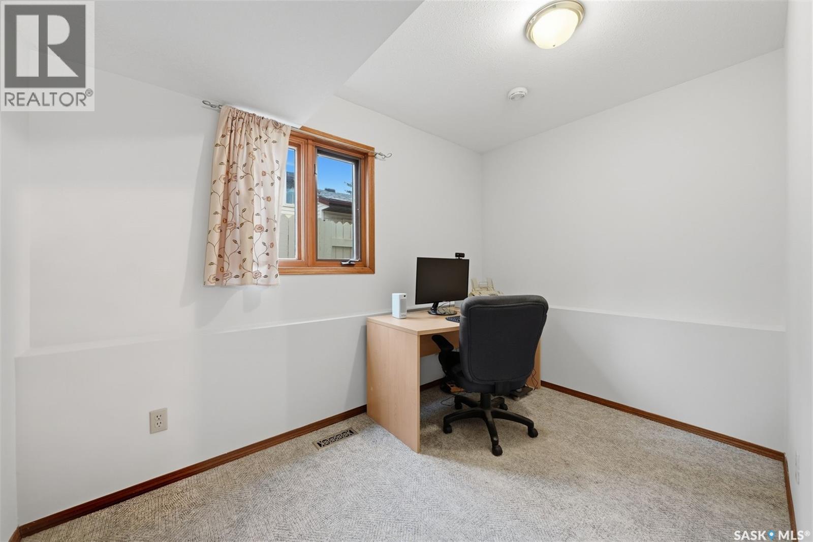 427 Bronson Crescent, Saskatoon, Saskatchewan  S7J 5E4 - Photo 24 - SK047163