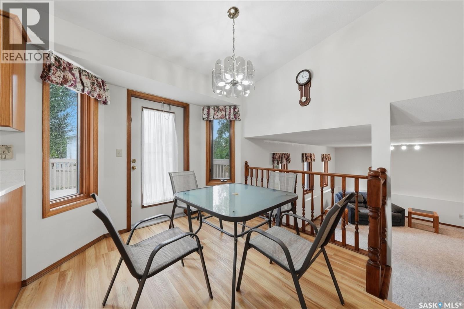 427 Bronson Crescent, Saskatoon, Saskatchewan  S7J 5E4 - Photo 7 - SK047163