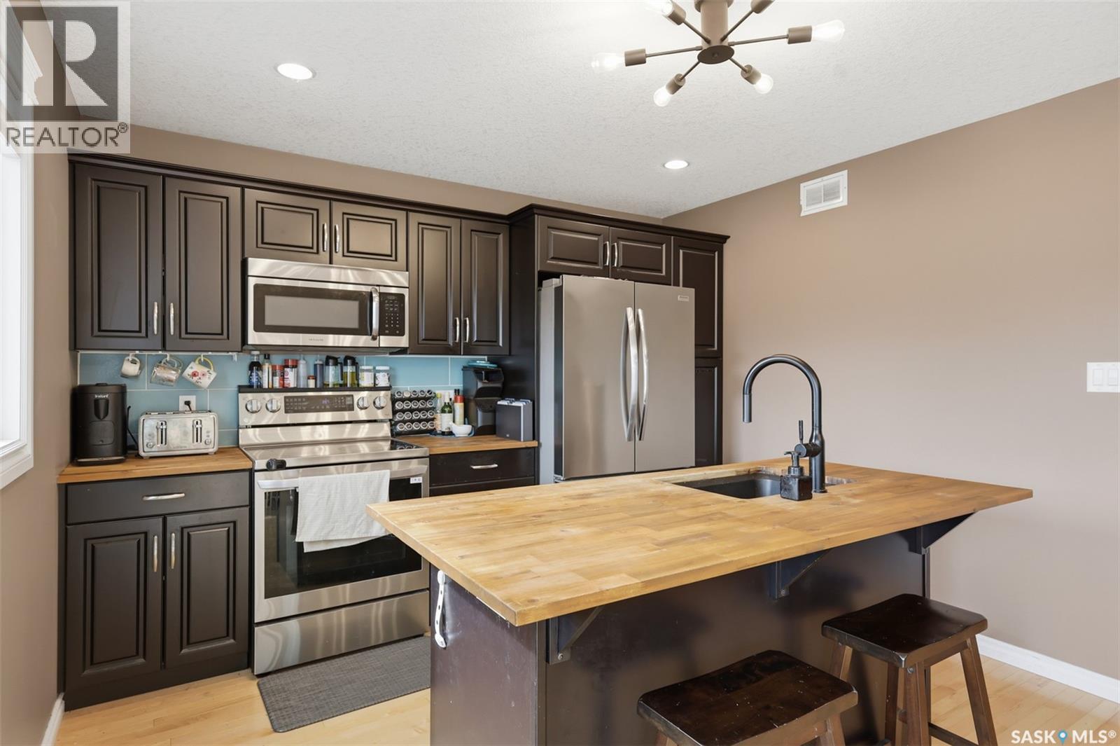 518 Klassen Crescent, Saskatoon, Saskatchewan  S7R 0G2 - Photo 11 - SK047152