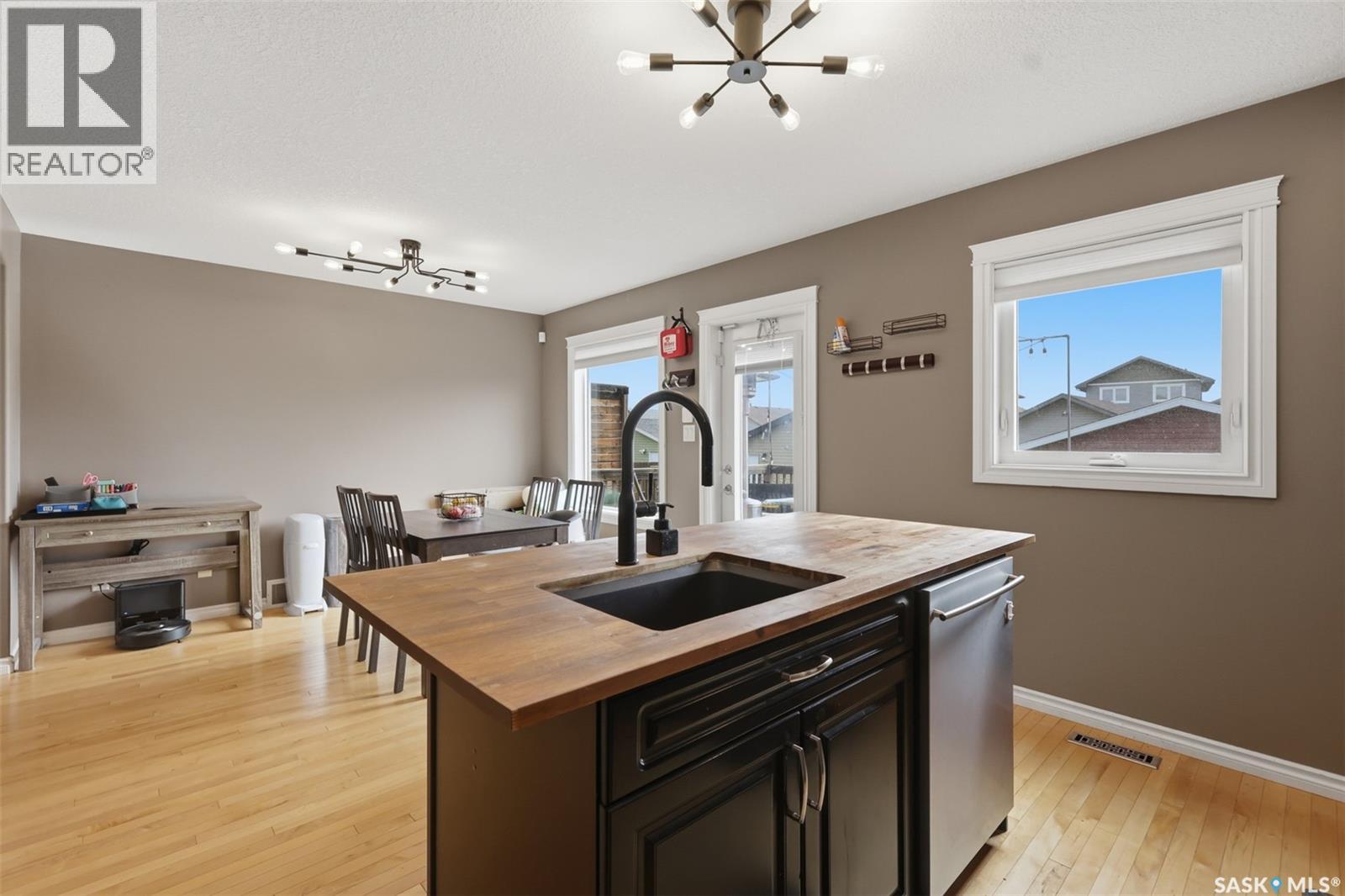 518 Klassen Crescent, Saskatoon, Saskatchewan  S7R 0G2 - Photo 12 - SK047152