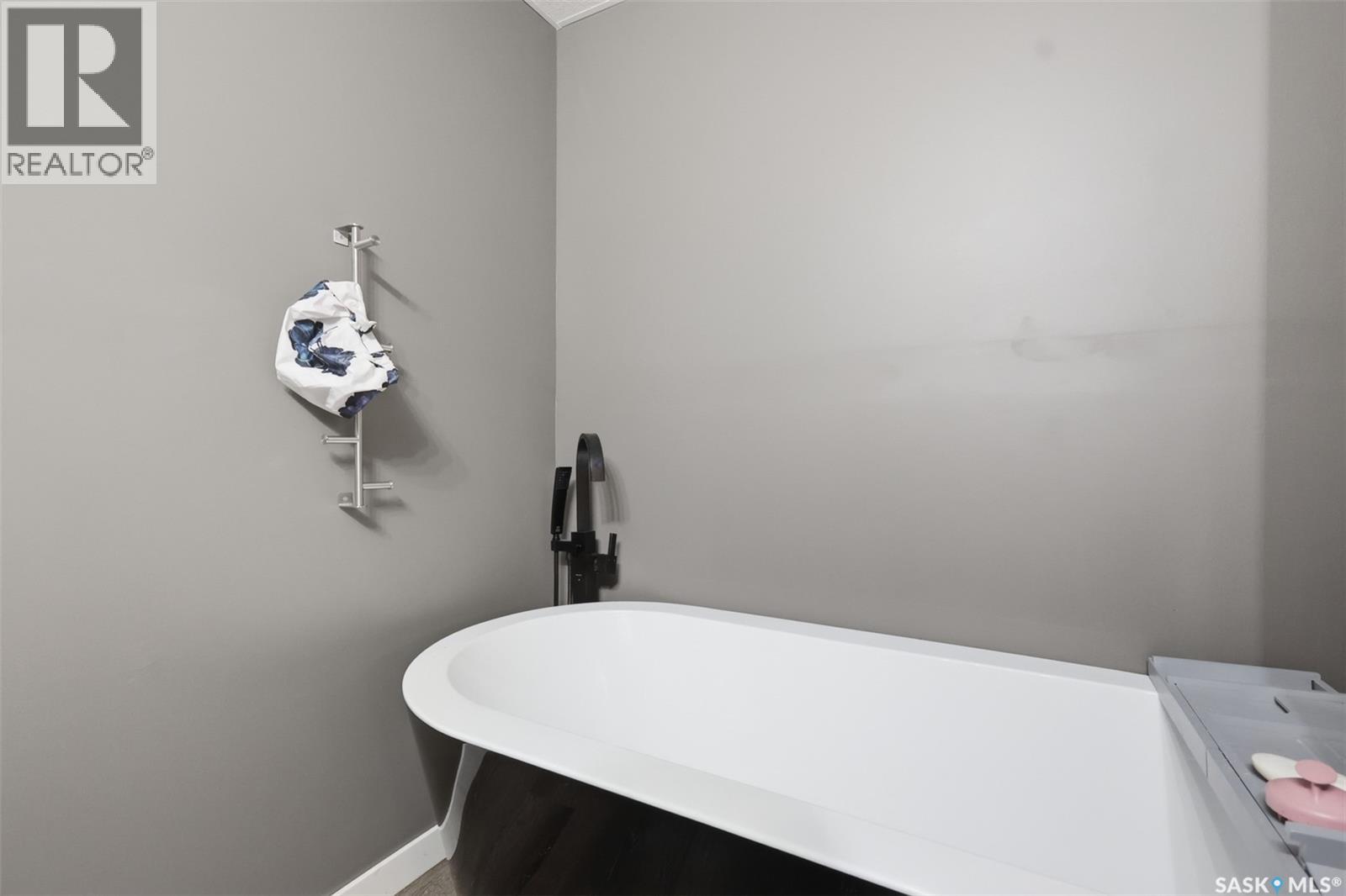 518 Klassen Crescent, Saskatoon, Saskatchewan  S7R 0G2 - Photo 18 - SK047152