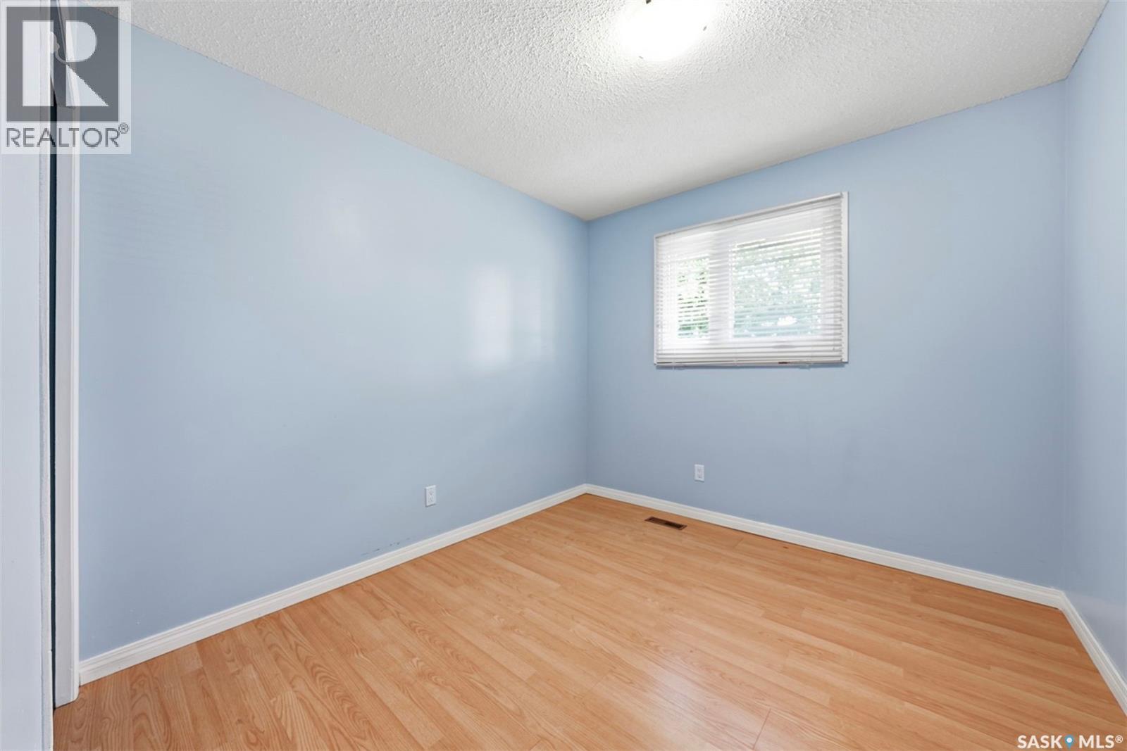 946 13th Street W, Prince Albert, Saskatchewan  S6V 3H6 - Photo 17 - SK047144