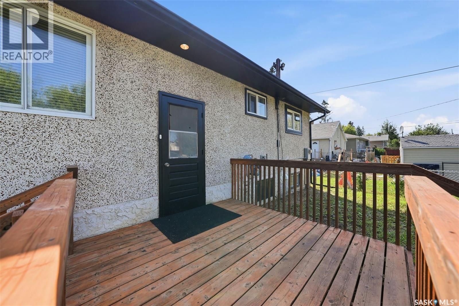 946 13th Street W, Prince Albert, Saskatchewan  S6V 3H6 - Photo 29 - SK047144
