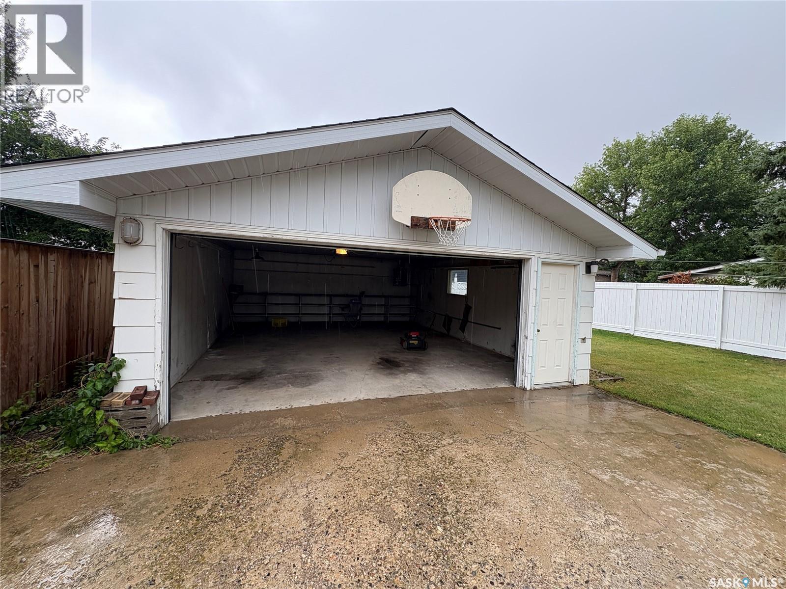 435 Garnet Street N, Regina, Saskatchewan  S4R 3T2 - Photo 8 - SK047113