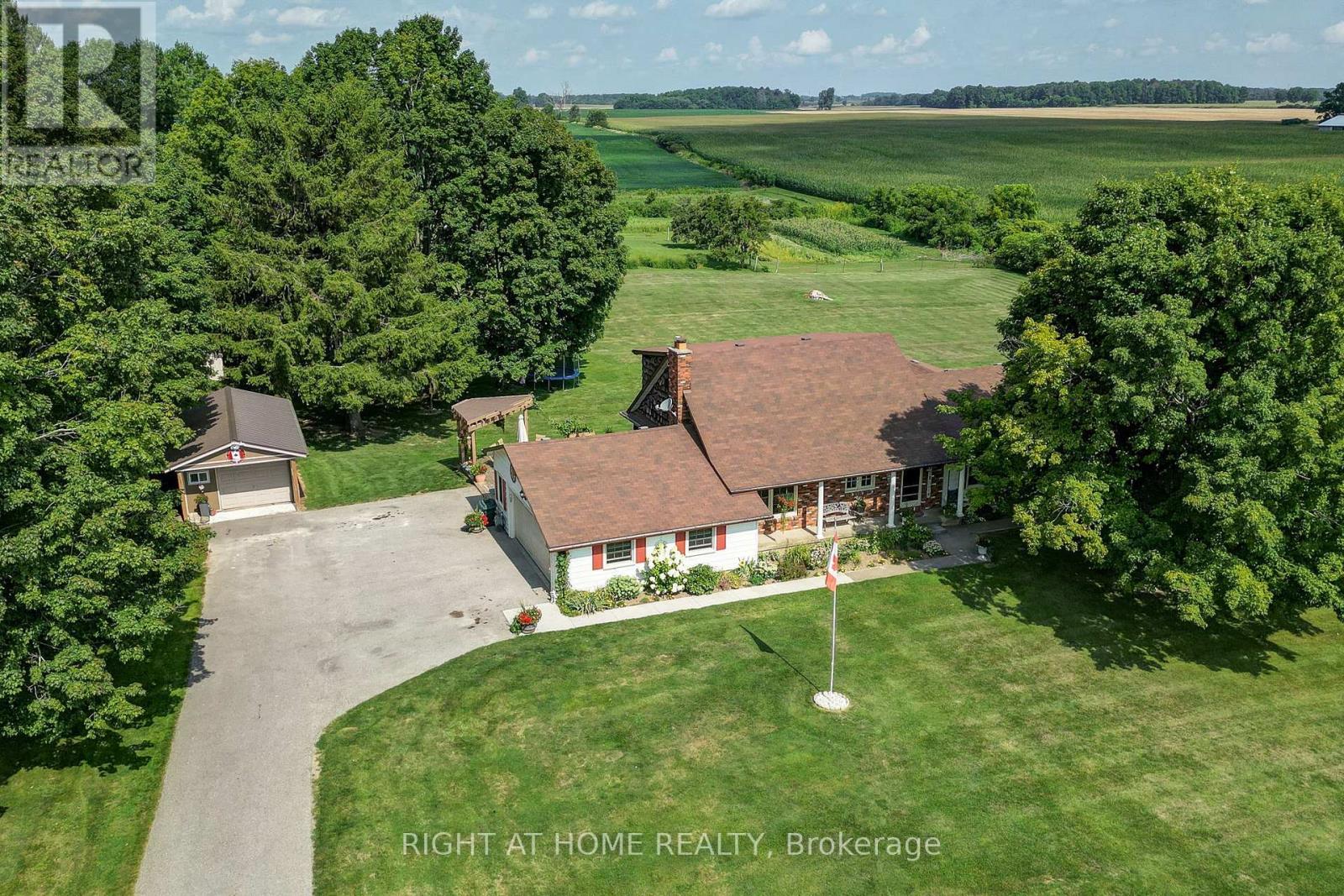 35868 Fingal Line, Southwold, Ontario  N5P 3S5 - Photo 2 - X13732220