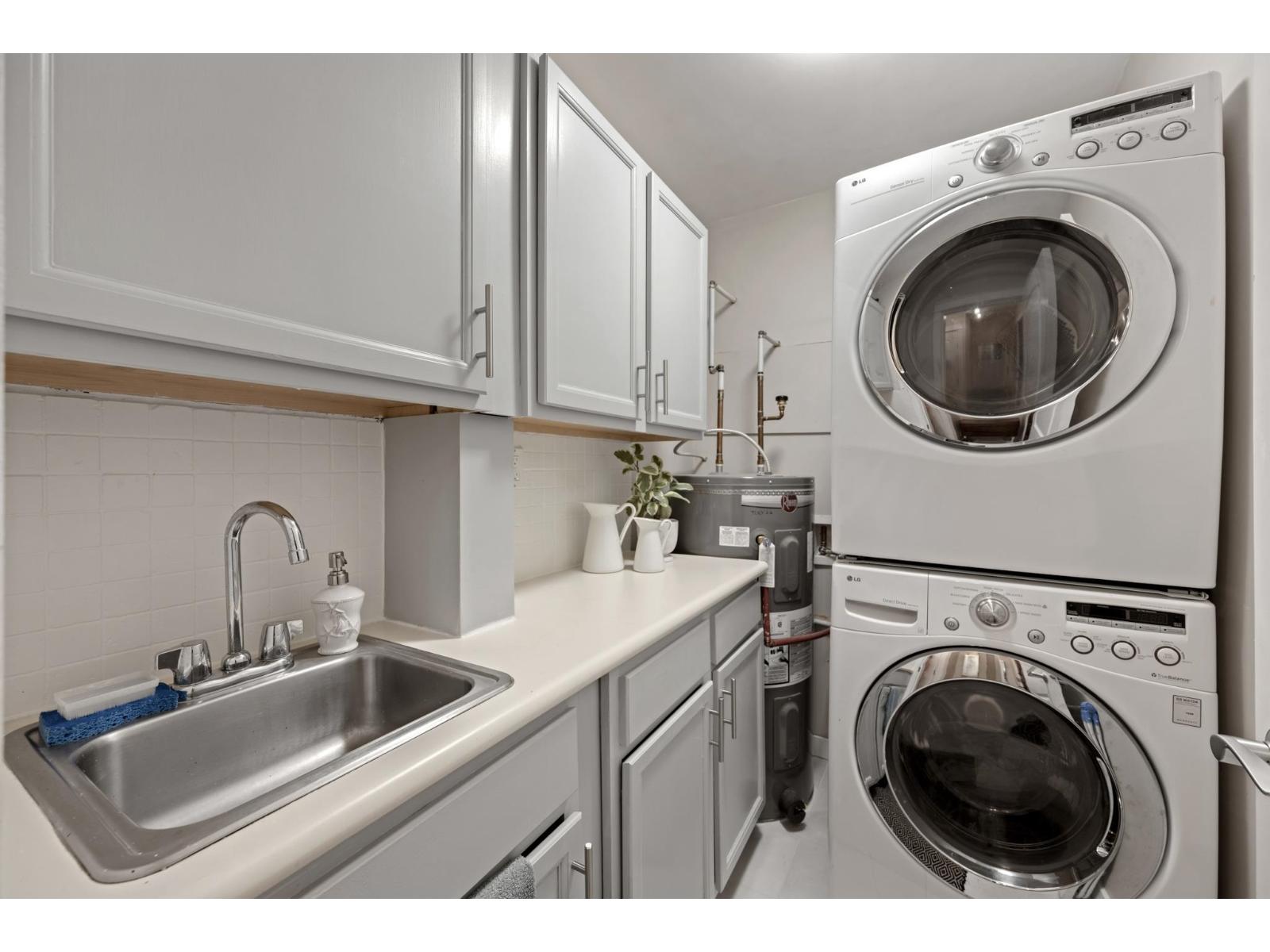204 15070 Prospect Avenue, White Rock, British Columbia  V4B 2B7 - Photo 31 - R3158258