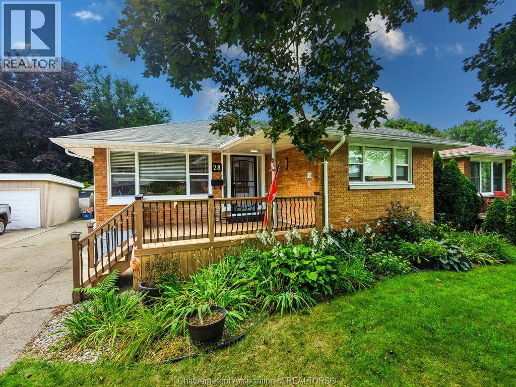28 Woodland AVENUE, Chatham, Ontario