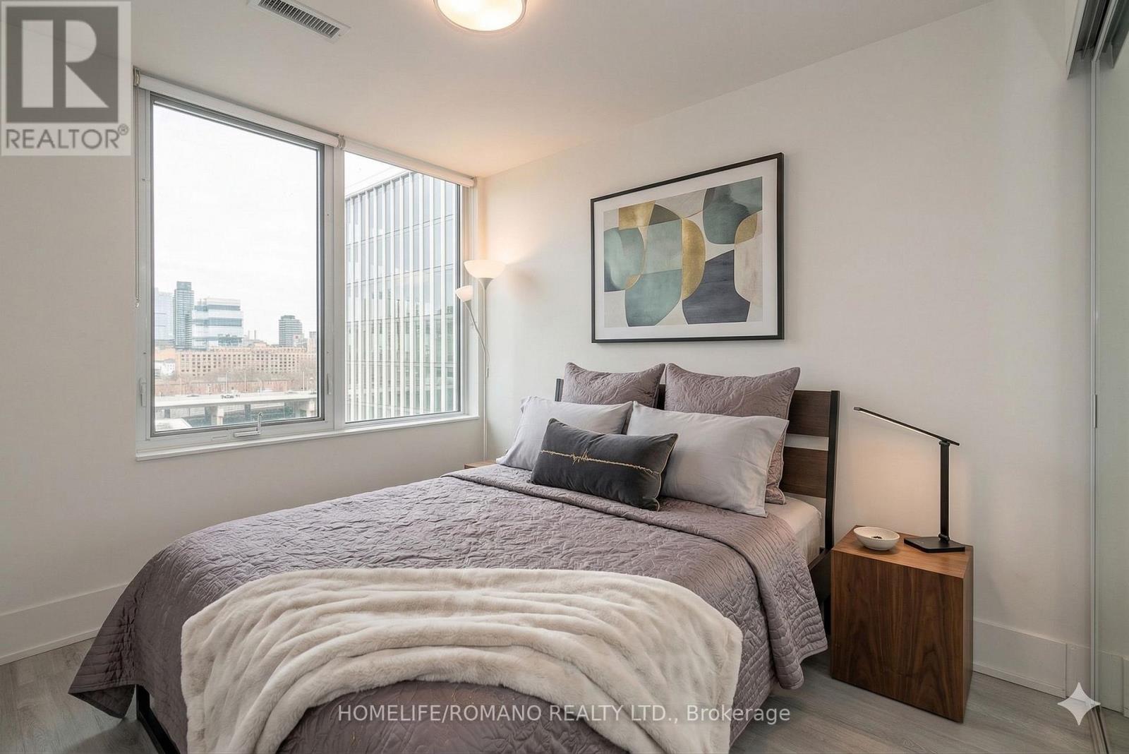 823 - 1 Edgewater Drive, Toronto, Ontario  M5A 0L1 - Photo 11 - C13732218