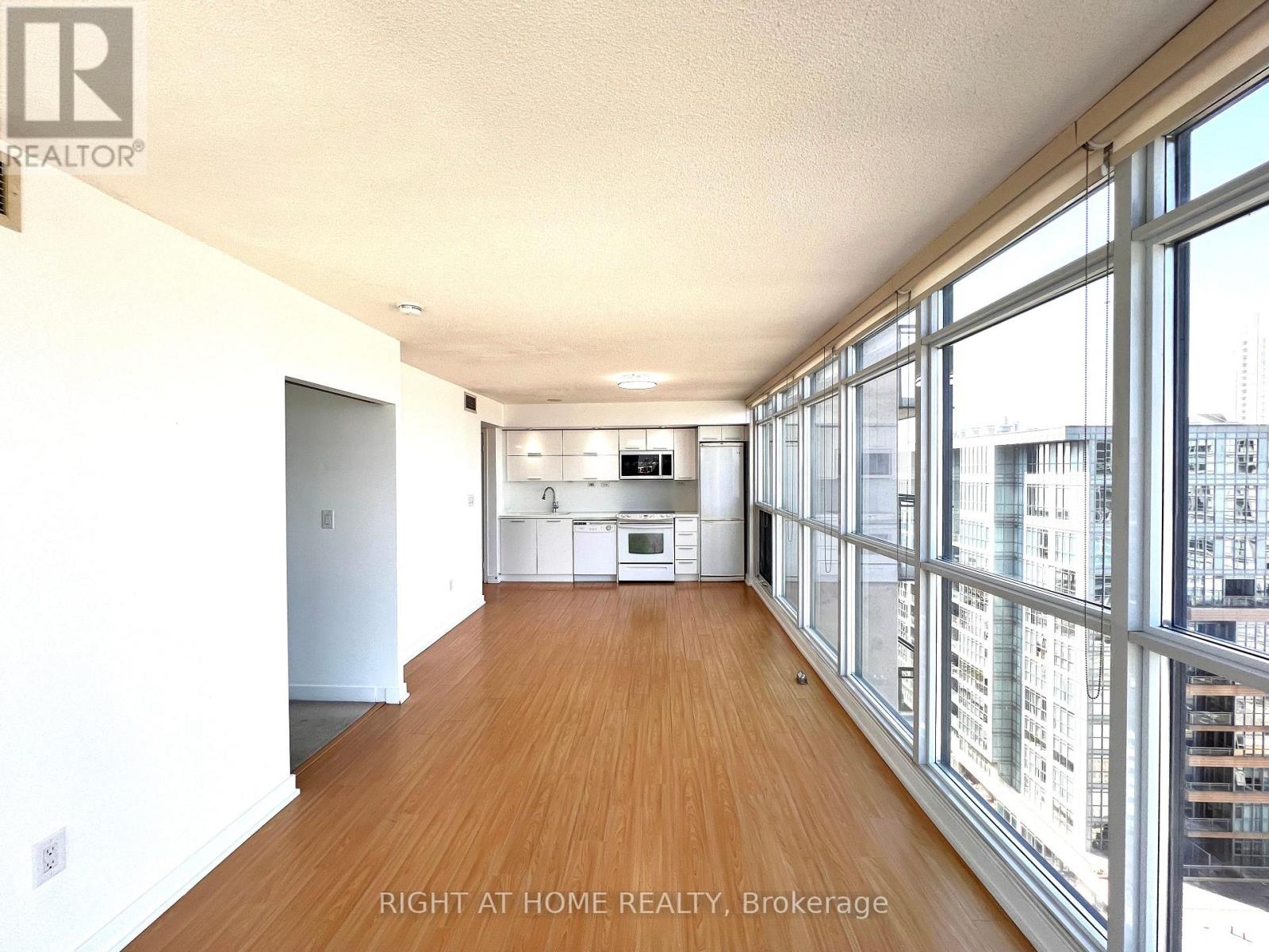 2507 - 25 Capreol Court, Toronto, Ontario  M5V 3Z7 - Photo 12 - C13732222
