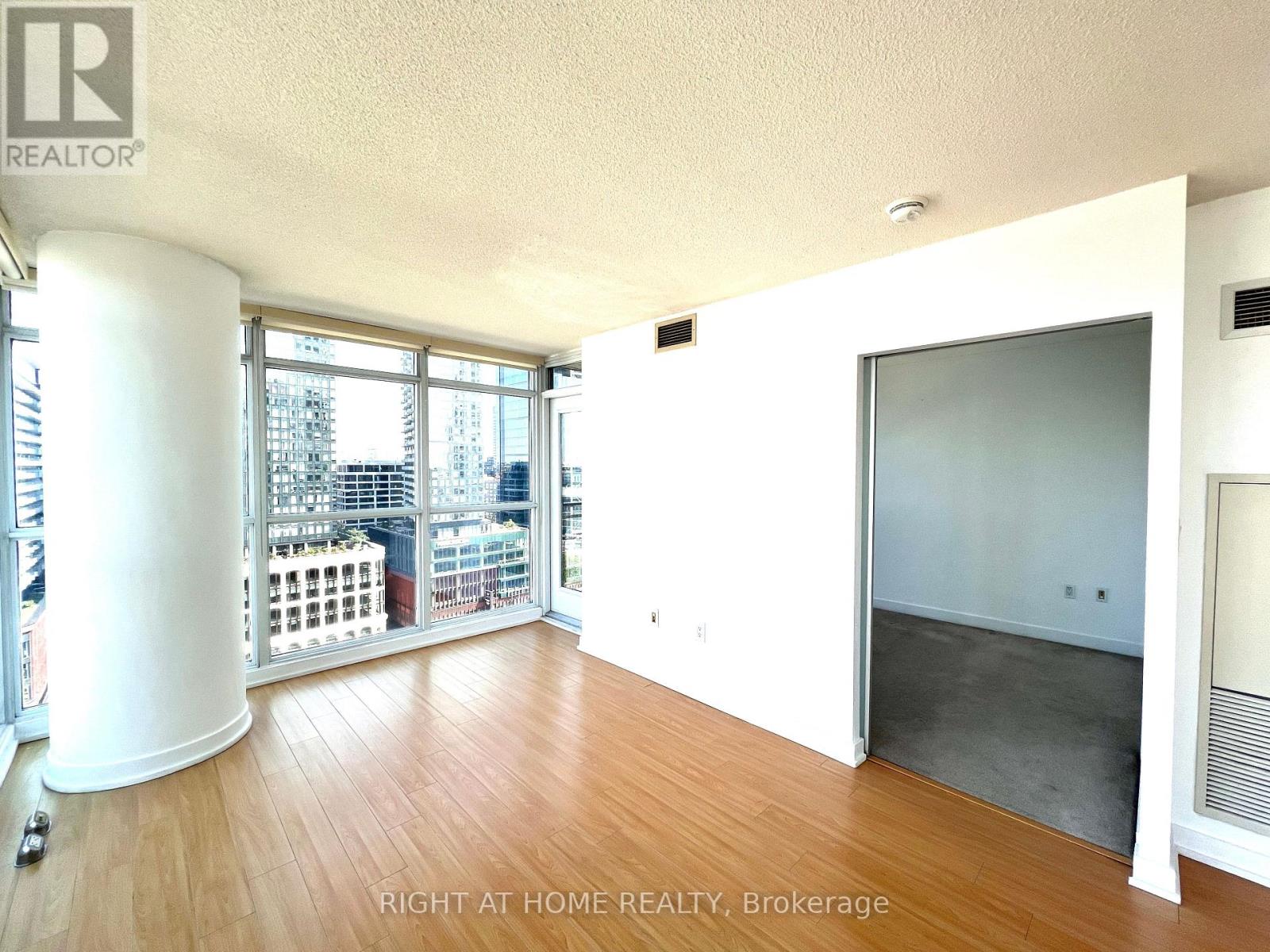 2507 - 25 Capreol Court, Toronto, Ontario  M5V 3Z7 - Photo 13 - C13732222