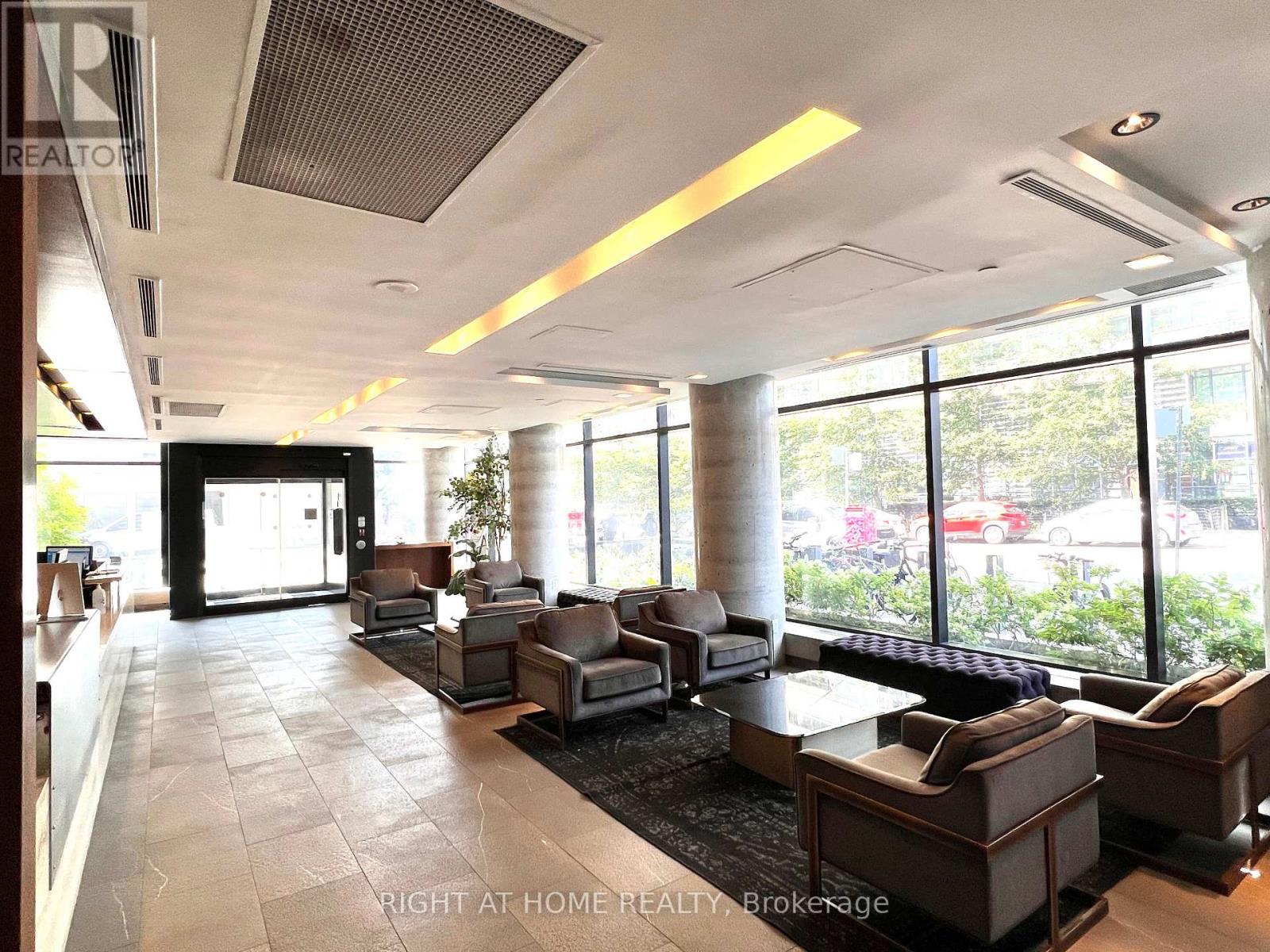 2507 - 25 Capreol Court, Toronto, Ontario  M5V 3Z7 - Photo 24 - C13732222