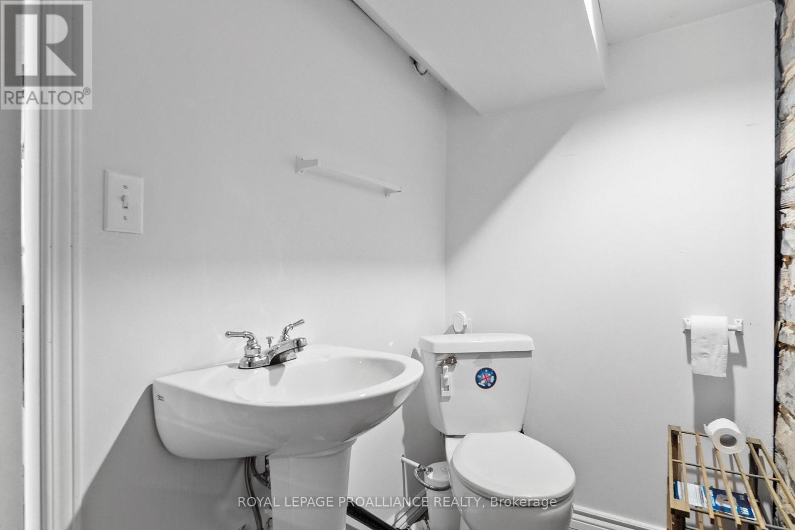 10 Rideau Street, Kingston, Ontario  K7K 2Z6 - Photo 29 - X13732270