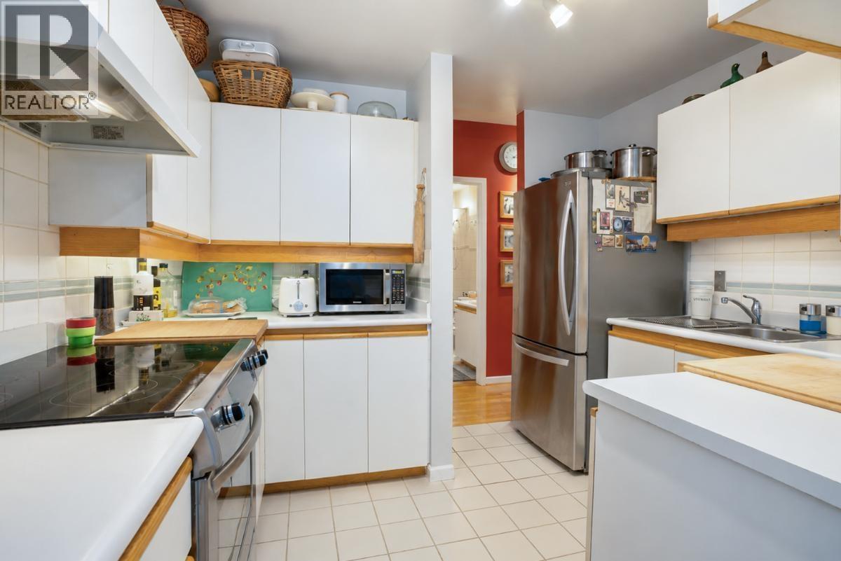 1903 W 14th Avenue, Vancouver, British Columbia  V6J 2K1 - Photo 18 - R3160318