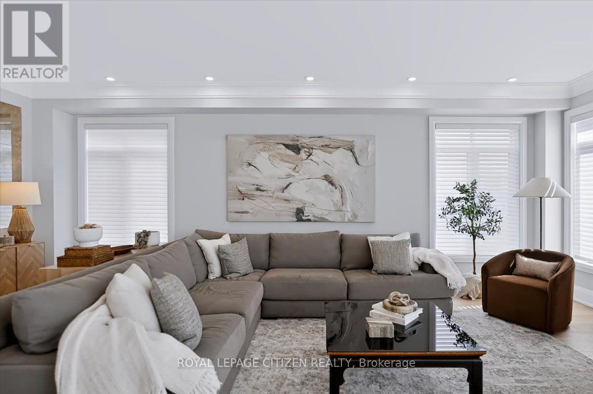 243 Ferragine Crescent, Bradford West Gwillimbury, Ontario  L3Z 4J8 - Photo 14 - N13732232