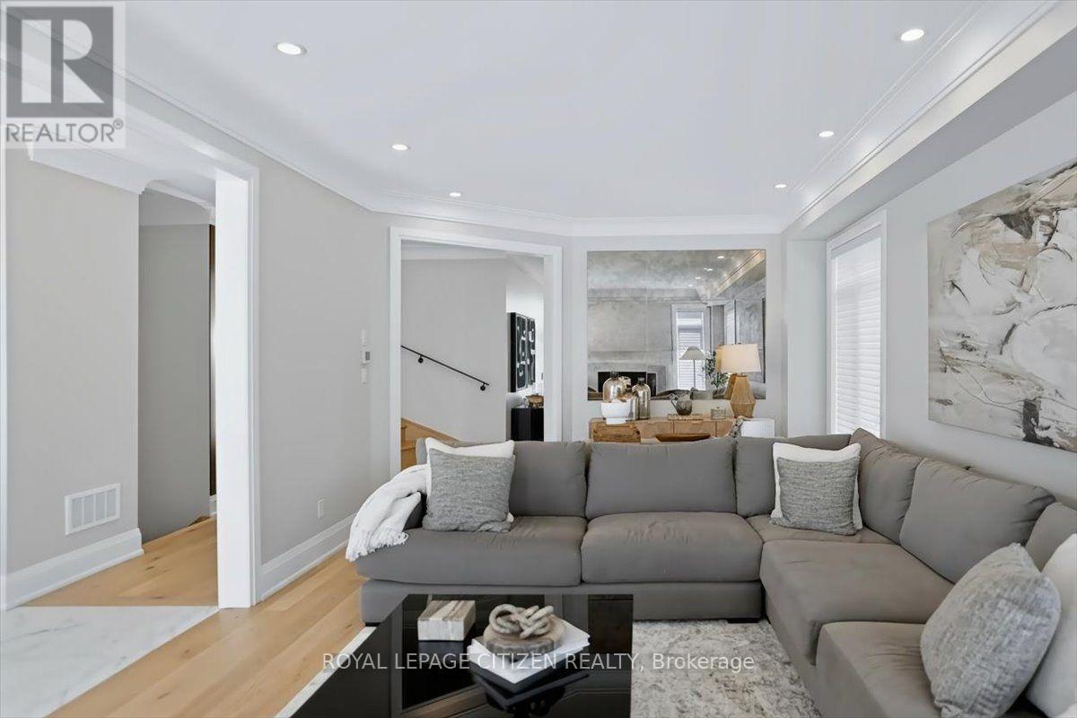 243 Ferragine Crescent, Bradford West Gwillimbury, Ontario  L3Z 4J8 - Photo 15 - N13732232
