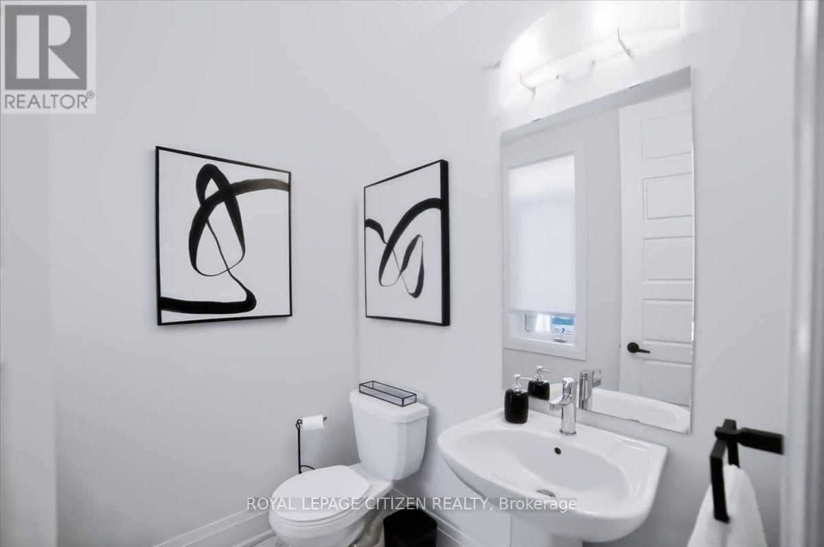 243 Ferragine Crescent, Bradford West Gwillimbury, Ontario  L3Z 4J8 - Photo 17 - N13732232