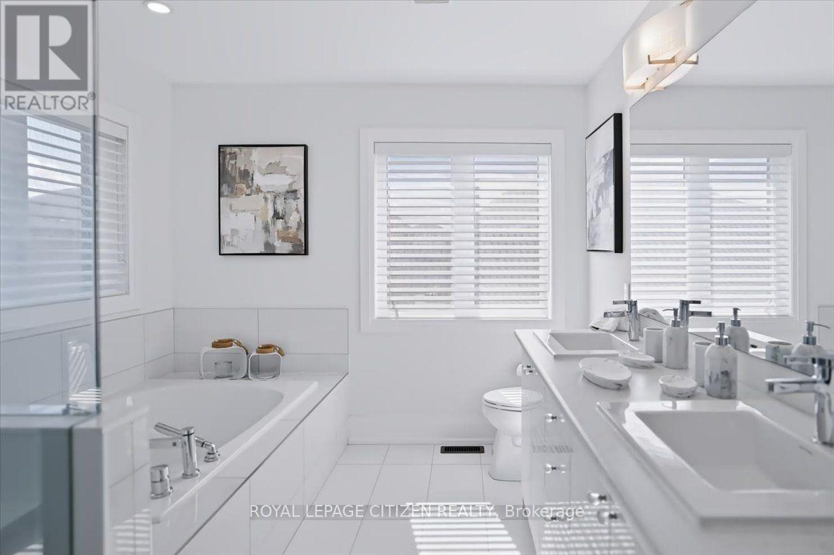 243 Ferragine Crescent, Bradford West Gwillimbury, Ontario  L3Z 4J8 - Photo 24 - N13732232