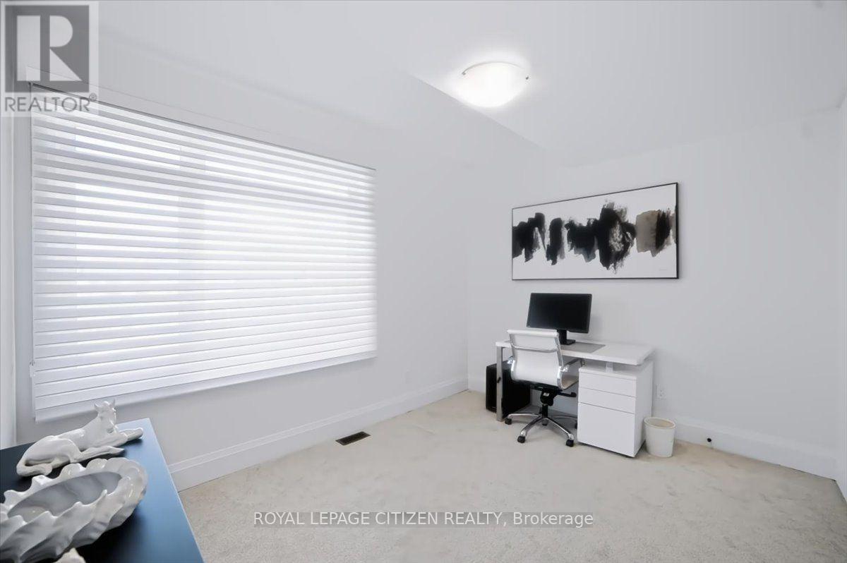 243 Ferragine Crescent, Bradford West Gwillimbury, Ontario  L3Z 4J8 - Photo 33 - N13732232