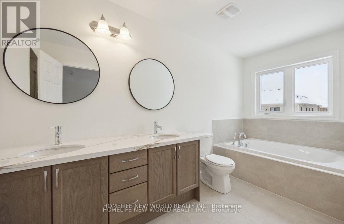 Upper 2 Floors - 10 Ken Davie Gate, Georgina, Ontario  L4P 0J5 - Photo 17 - N13732282