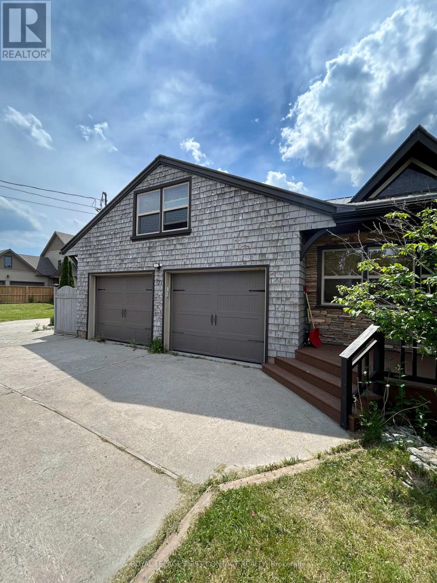 523 Lake Drive E, Georgina, Ontario  L0E 1S0 - Photo 2 - N13732314