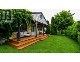 523 LAKE DRIVE E, Georgina, Ontario