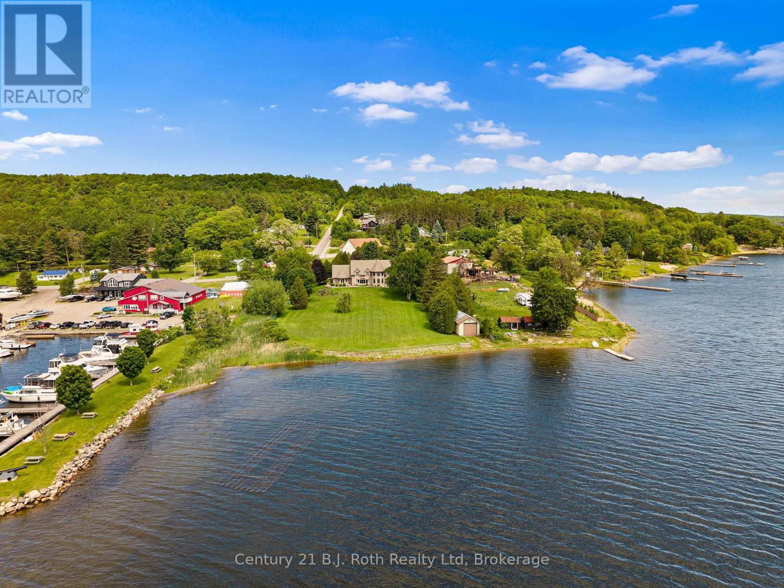 339 Champlain Road, Penetanguishene, Ontario  L9M 1S3 - Photo 15 - S13732230