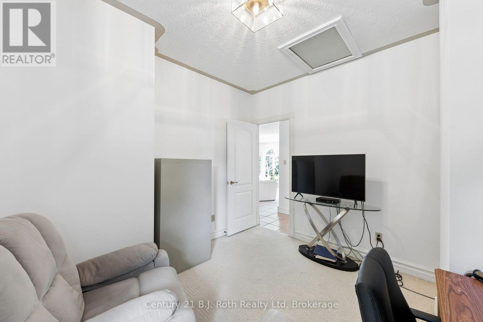 339 Champlain Road, Penetanguishene, Ontario  L9M 1S3 - Photo 34 - S13732230
