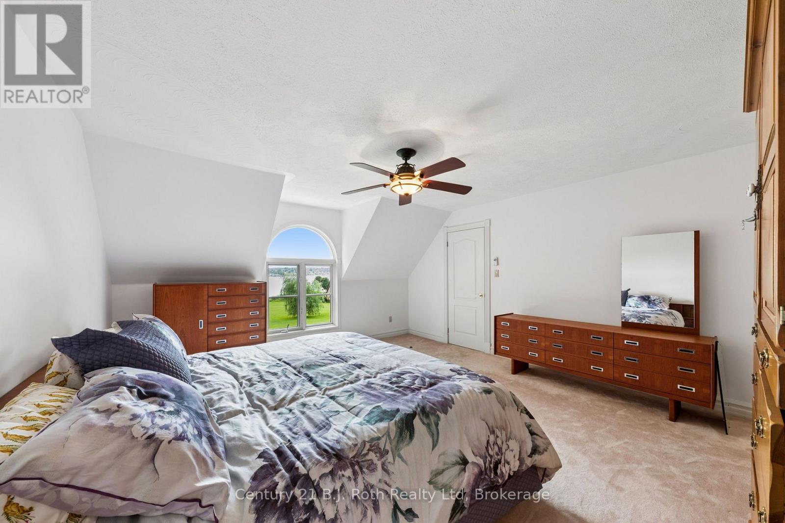 339 Champlain Road, Penetanguishene, Ontario  L9M 1S3 - Photo 42 - S13732230