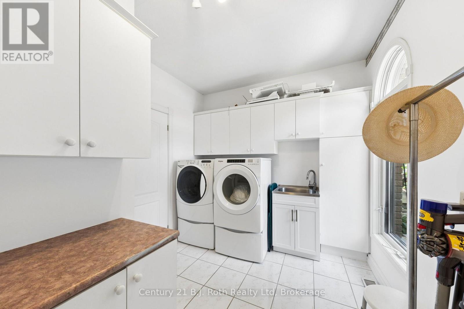 339 Champlain Road, Penetanguishene, Ontario  L9M 1S3 - Photo 45 - S13732230