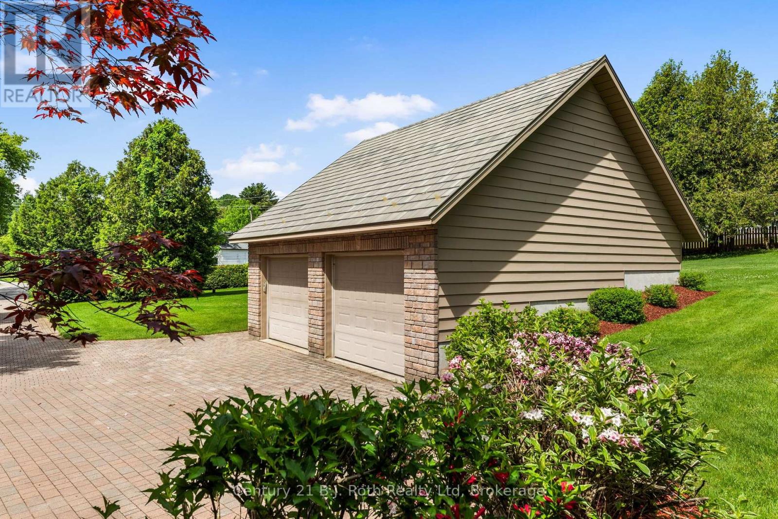 339 Champlain Road, Penetanguishene, Ontario  L9M 1S3 - Photo 7 - S13732230