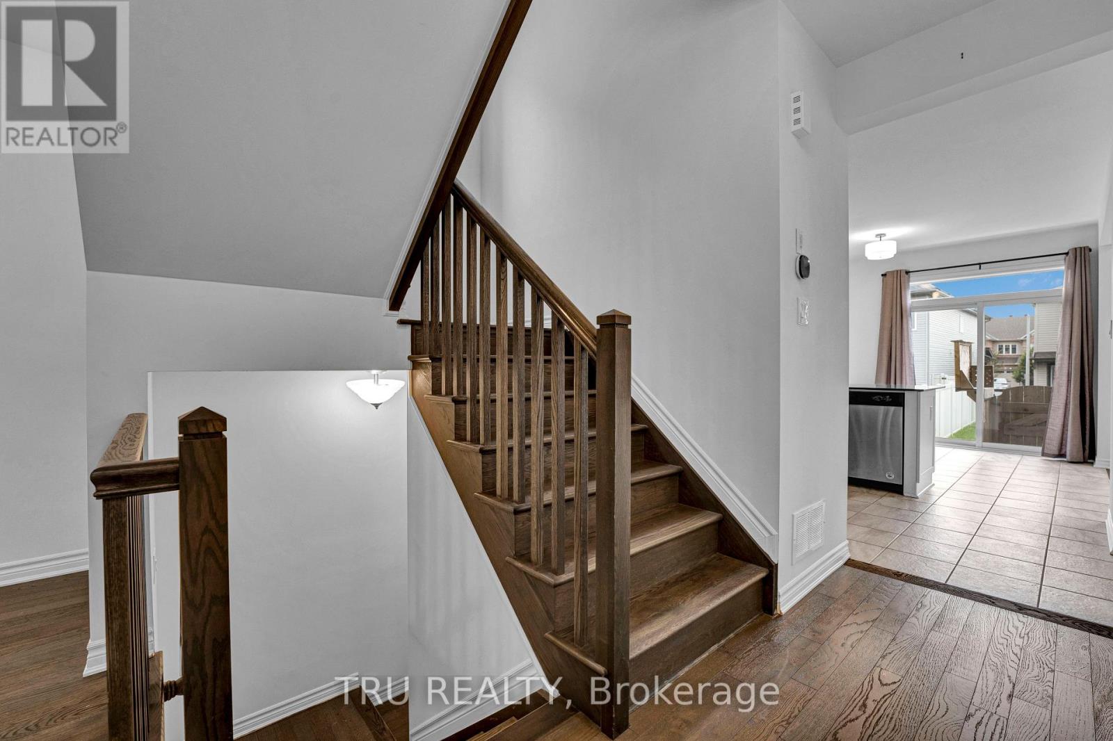 207 Quarter Horse Street, Ottawa, Ontario  K2S 0X8 - Photo 7 - X13732056