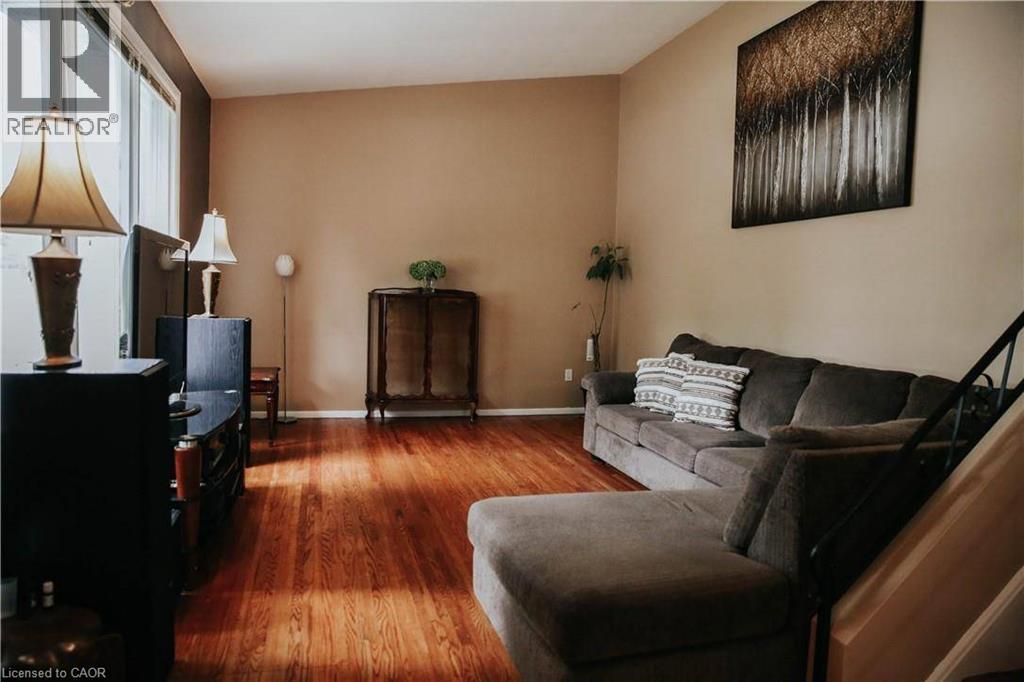 1 Vera Court, Hamilton, Ontario  L8K 4G7 - Photo 8 - 40859819