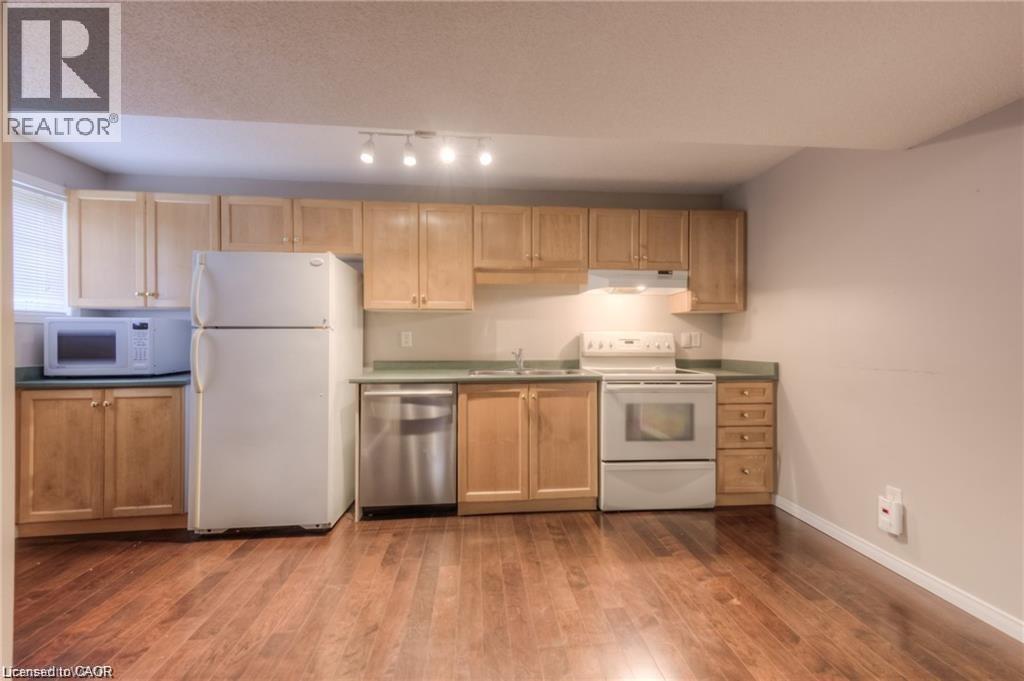 8 Melran Drive Unit# 2, Cambridge, Ontario  N3C 4C1 - Photo 4 - 40859814