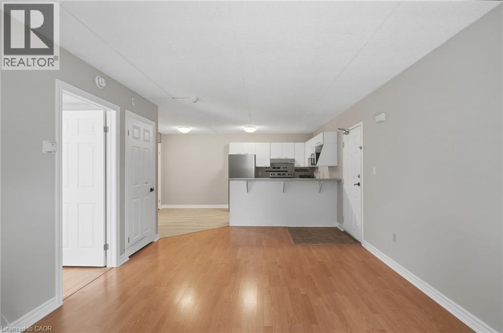 2020 Cleaver Avenue Unit# 103, Burlington, Ontario  L7M 4C2 - Photo 7 - 40859351
