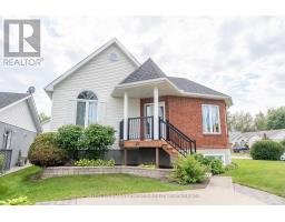 49 BARNHART DRIVE, South Stormont, Ontario