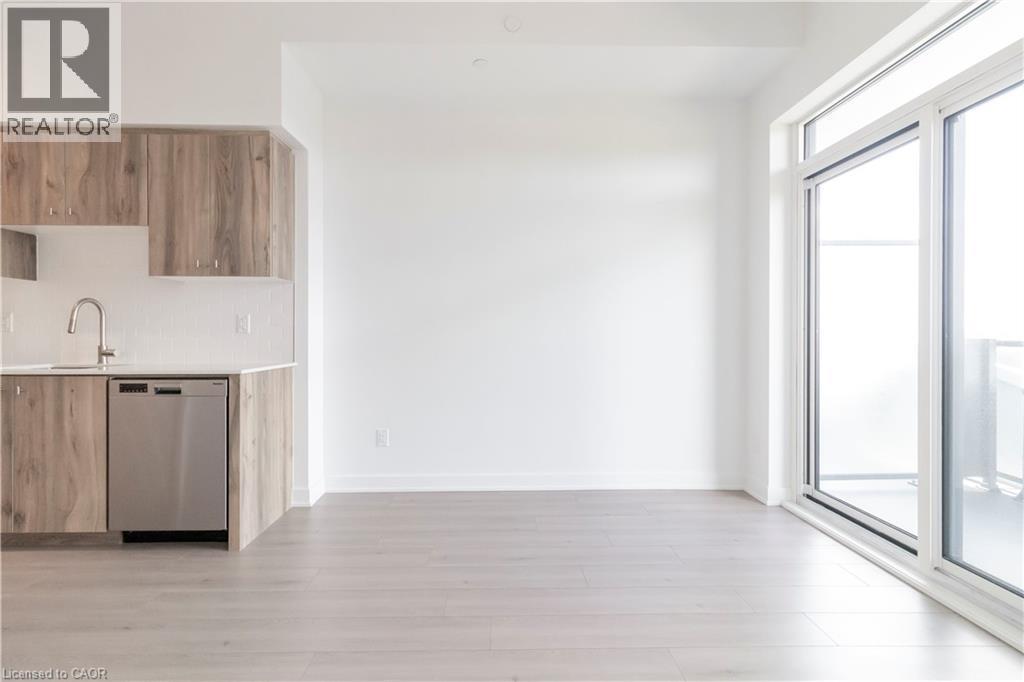 25 Wellington Street S Unit# 1005, Kitchener, Ontario  N2G 0G5 - Photo 9 - 40858673