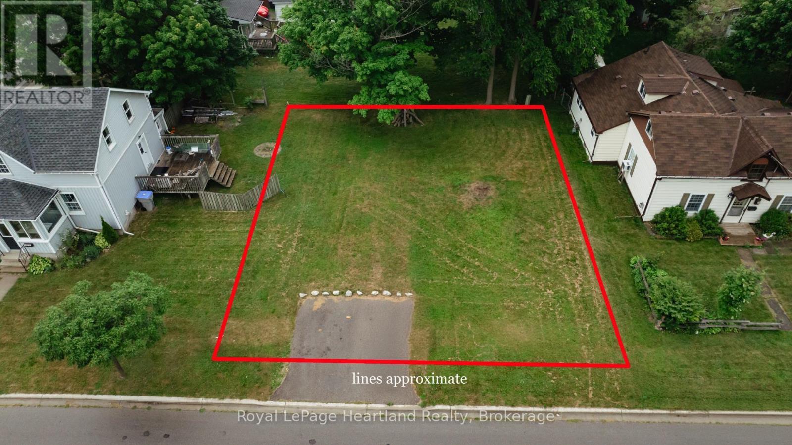 Lot At 181 Oxford Street, Goderich (Goderich (Town)), Ontario  N7A 1E8 - Photo 2 - X13732280