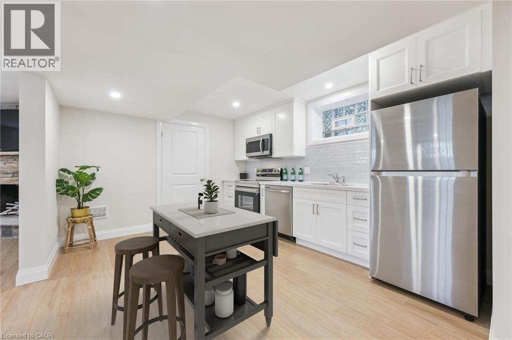 54 Schweitzer Street Unit# B, Kitchener, Ontario  N2K 1B4 - Photo 16 - 40857697