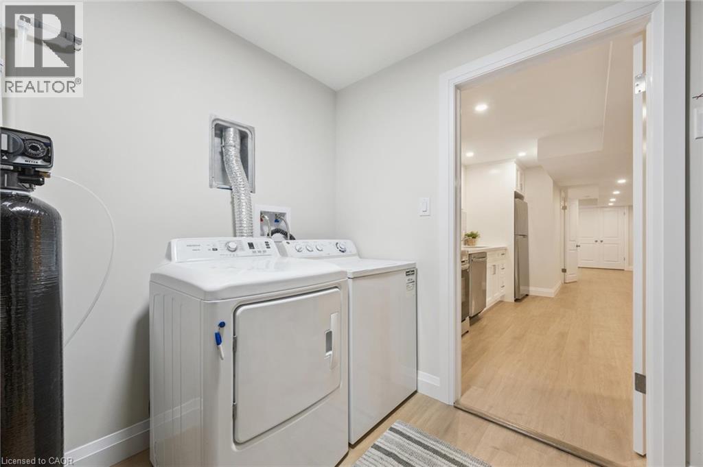 54 Schweitzer Street Unit# B, Kitchener, Ontario  N2K 1B4 - Photo 35 - 40857697